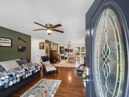 Beautiful Recently Renovated Modern House