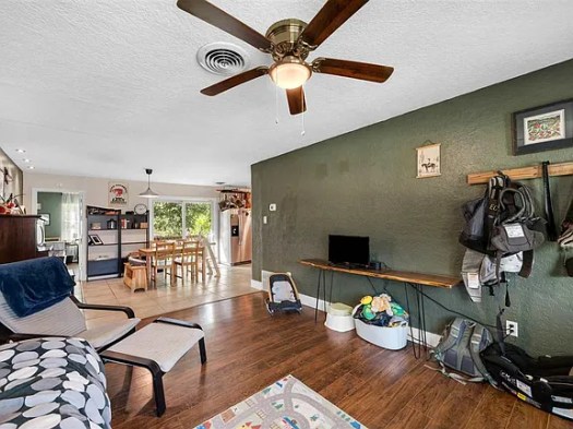 Beautiful Recently Renovated Modern House